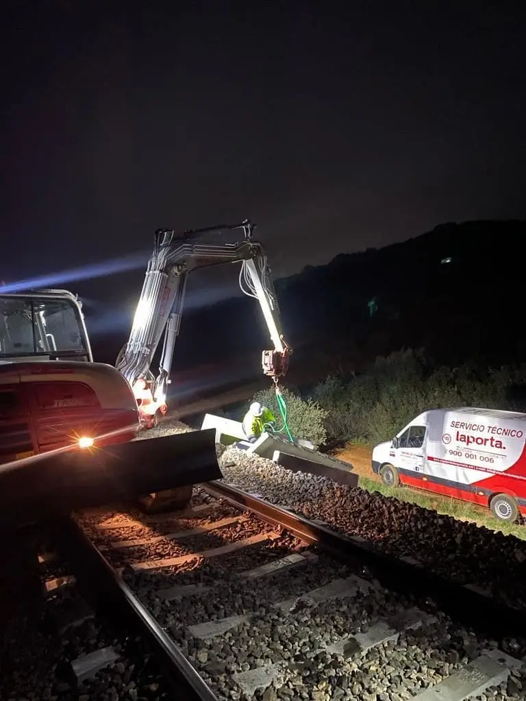 WhatsApp Image 2026-03-03 at 17.42.44 (4)