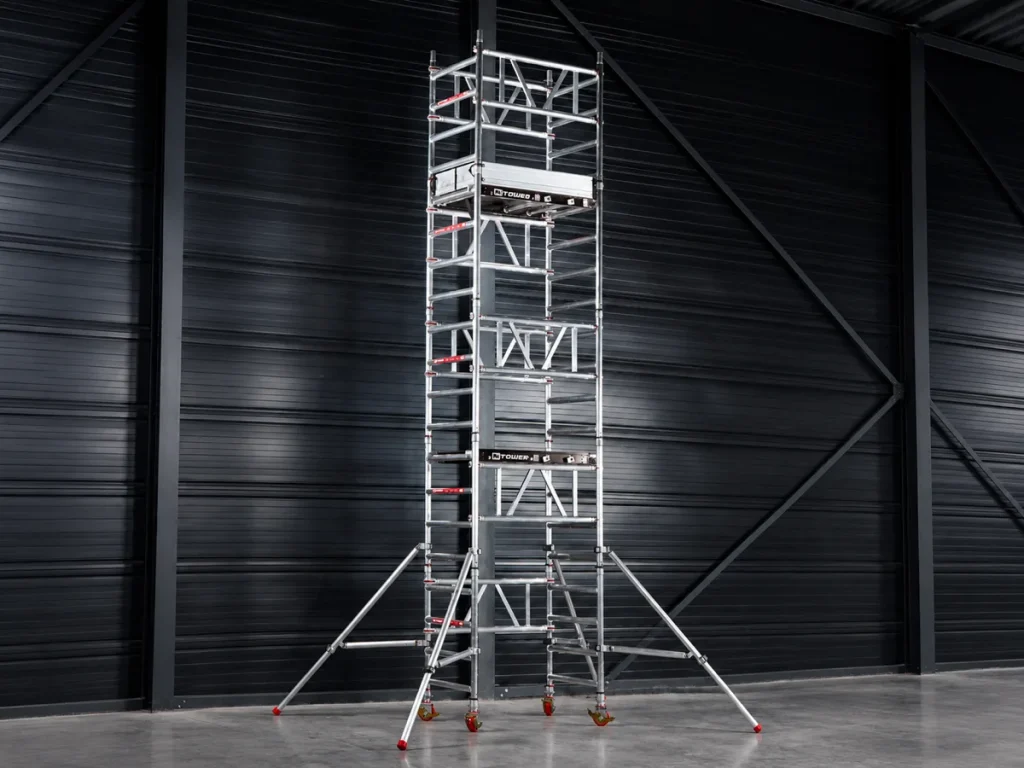 Torre móvil de aluminio en alquiler - Laporta